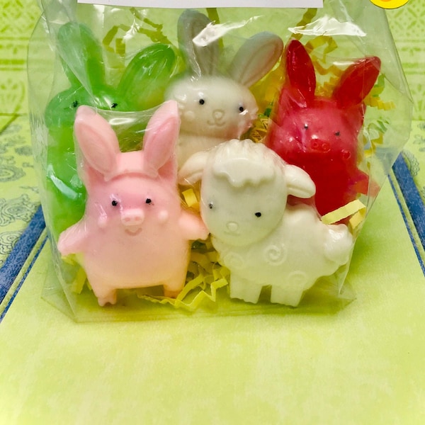 Children’s soaps.Kids bunny soaps.Bunny favors. Kid’s soaps. Gift Soaps. Pig, Sheep soap. Cute animals gift soaps.Set of 5 soaps for gift