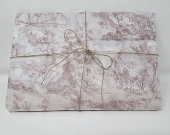 Vintage Toile Printed Tissue Paper – English Countryside Gift Wrap (5 Sheets)