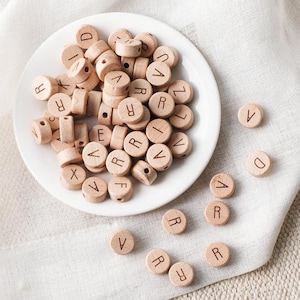 Cuentas redondas de letras de madera para cadena de chupete de 15 mm hechas de cuentas de letras de haya orgánica, libres de BPA, PVC, plomo, látex de ftalato y cadmio,
