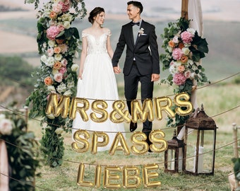 Balloon garland for cutting at weddings, including loop for holding, pennant chain, wedding game, bride and groom cutting