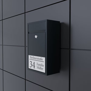 Bl4ckPrint Premium brievenbus antraciet - brievenbus gepersonaliseerd met achternaam straat en huisnummer - hoogwaardige wandbrievenbus