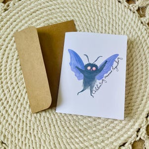 Mothman Cryptid "Celebrating something legendarisch" kaart voor felicitaties, verjaardag, nieuwe baan, mothman felicitatiekaart, mothman cadeau