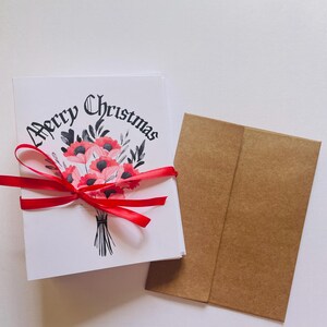 20 tradizionali biglietti di auguri natalizi floreali rossi e neri, aggiungi il tuo messaggio stampato all'interno! Biglietti di Natale personalizzati, biglietti di Natale all'ingrosso