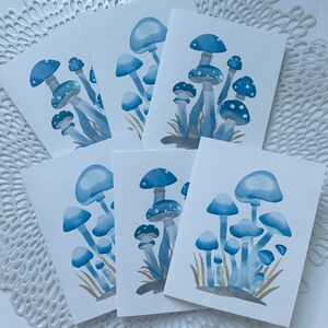 10 cartes de correspondance pliantes champignons forestiers bleus pour toutes les occasions - Cartes intérieures vierges, cartes Just Because, cartes de voeux champignons forestiers