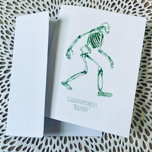 Tarjeta de felicitación de dibujo científico esqueleto Bigfoot, tarjeta de felicitación Bigfoot cualquier ocasión, regalo Bigfoot, conjunto de tarjetas Bigfoot, esqueleto críptido