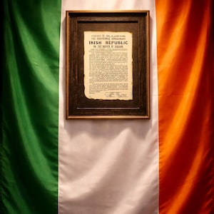 Conjunto de proclamación y bandera tricolor de Irlanda.