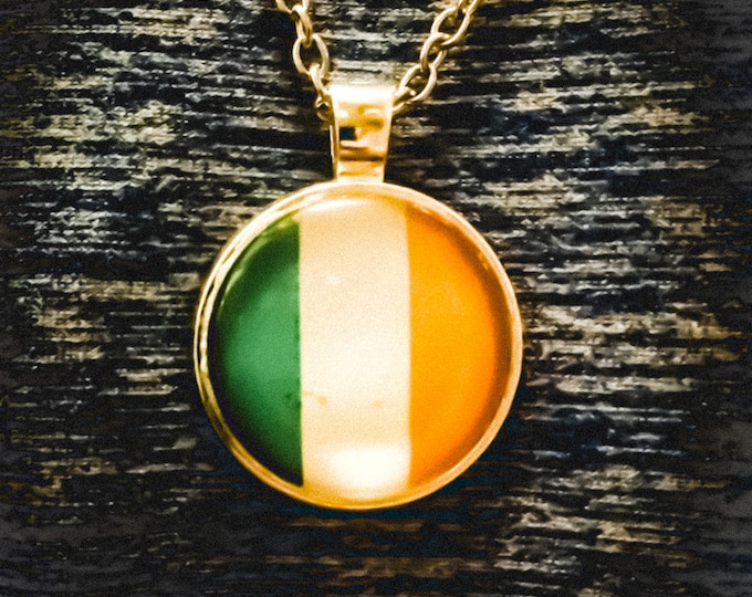 Irish tri-colour pendant.