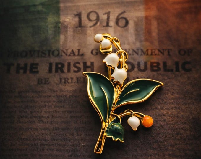 Éire Easter Lily Pin – 1916 Remembrance Brooch, Handmade in Ireland