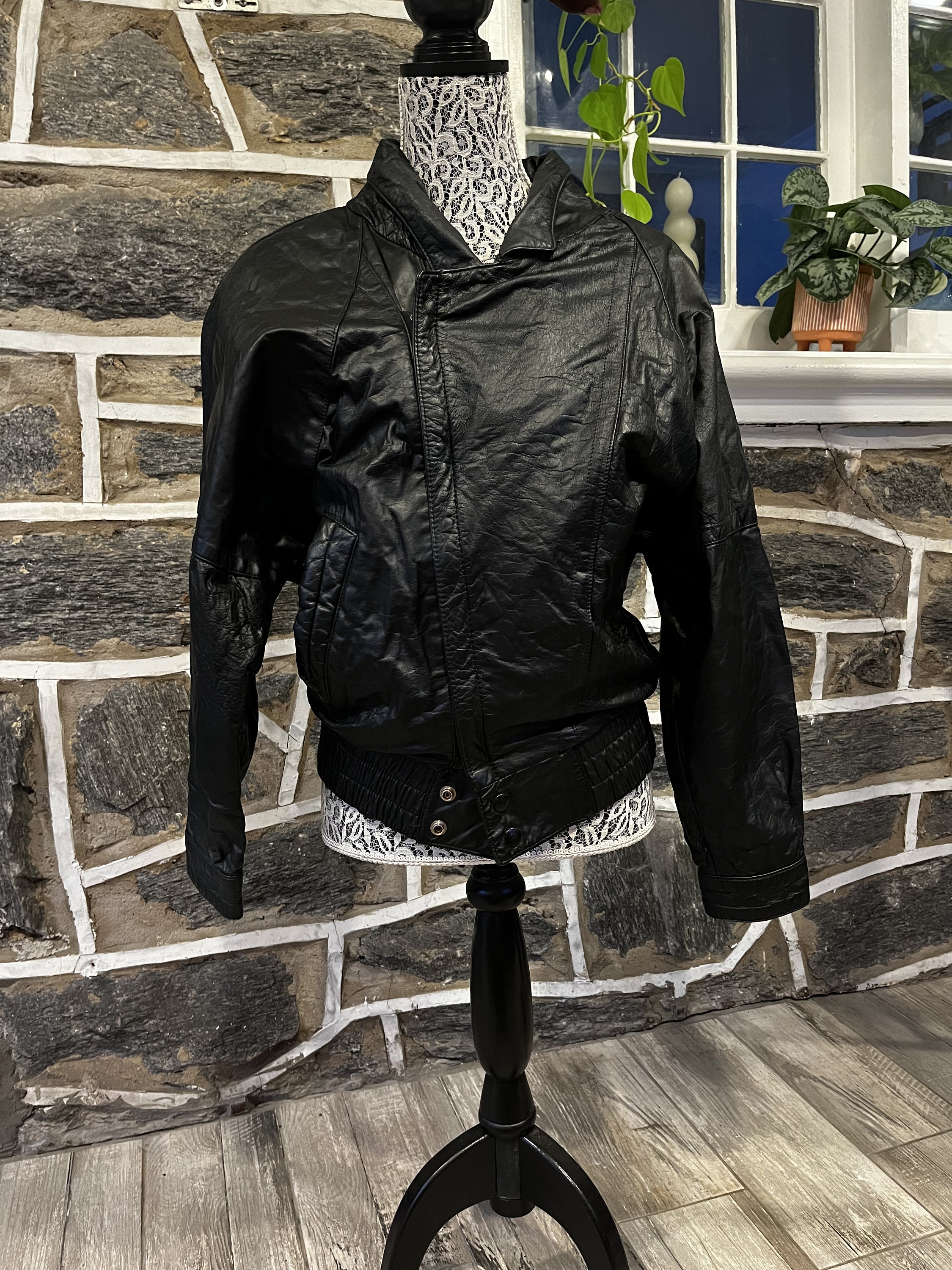 さ*様 80s short leather bomber jacket VTG Leather Biker Jacket Sears The Leather Shop Mens 44 X
