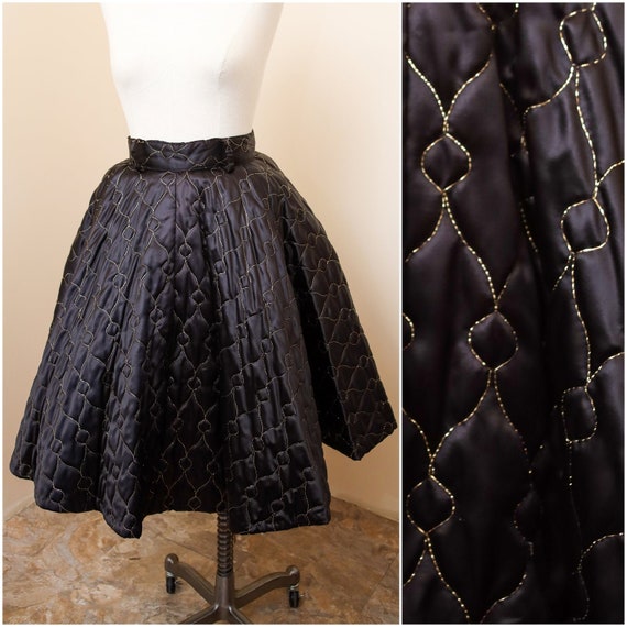 Vintage Poodle Skirt | Black & Gold Circle High Wa