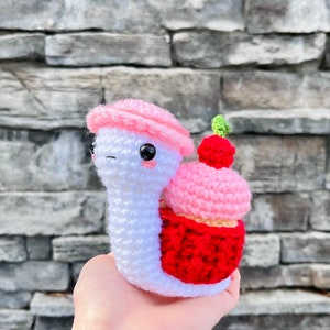 Mini Cupcake Snail | Crochet Pattern PDF, Sakura Blossom Cherry, Valentine's Day Crochet Cupcake