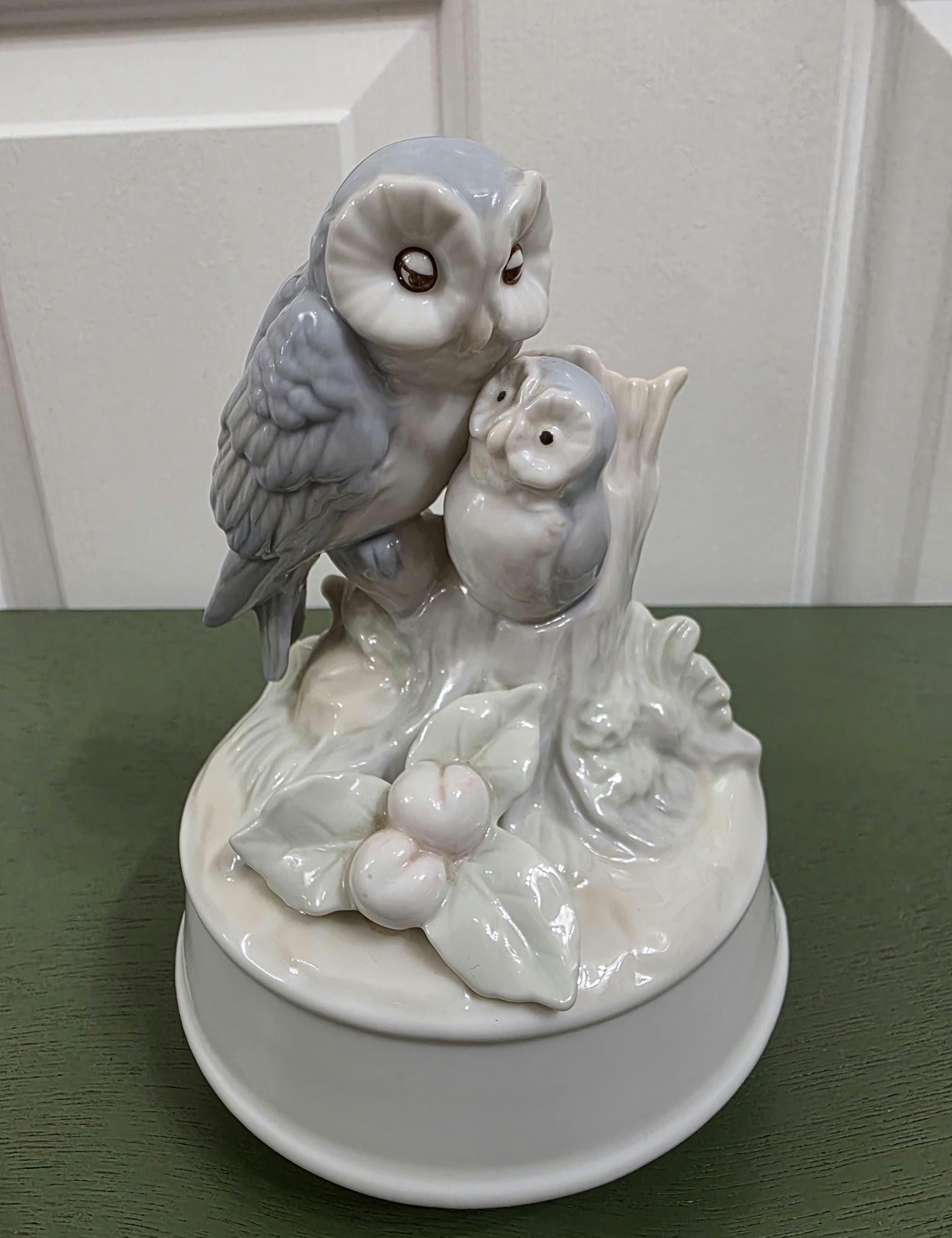 Vintage George Good WORKING Owl Rotating Music Box, Mom and Baby or Father and baby owlet, plays Moo