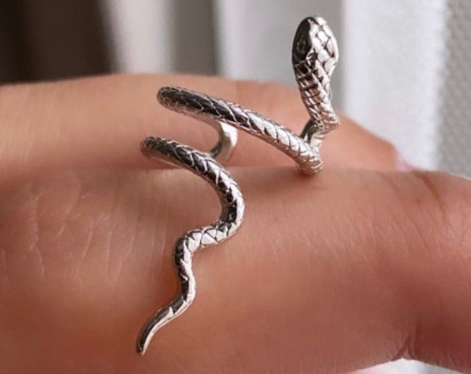Snake ear cuff