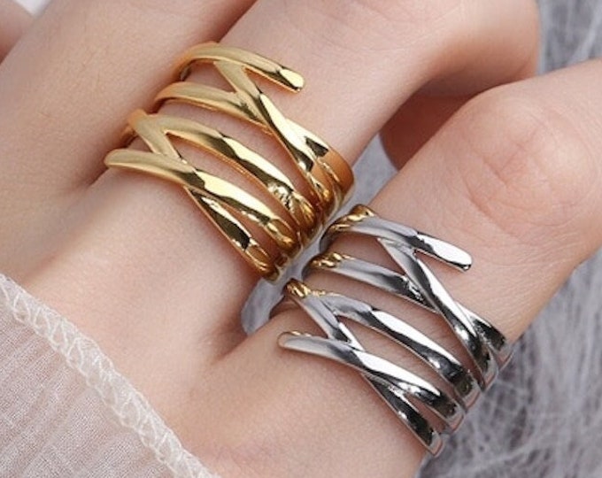 Intertwined wire RING