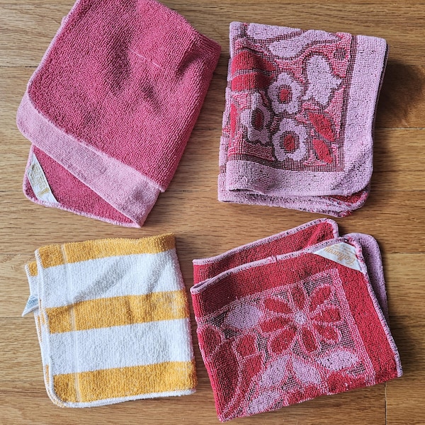 Lot Of 4 Vintage Cotton Washcloths Cannon Sears Callaway Floral Striped Velvet