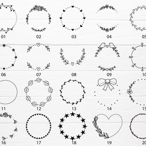K&ouml;nnte beinhalten: Zwanzig verschiedene schwarz-wei&szlig;e Kranzdesigns mit verschiedenen Formen und Mustern, darunter Herzen, Sterne, Blumen und Bl&auml;tter.