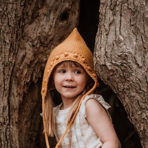 Baby PIXIE HAT Burnt Orange Knit Baby Bonnet Wool Pixie Bonnet Hand Knitted Gnome Hat Toddler Hat Baby Photo prop