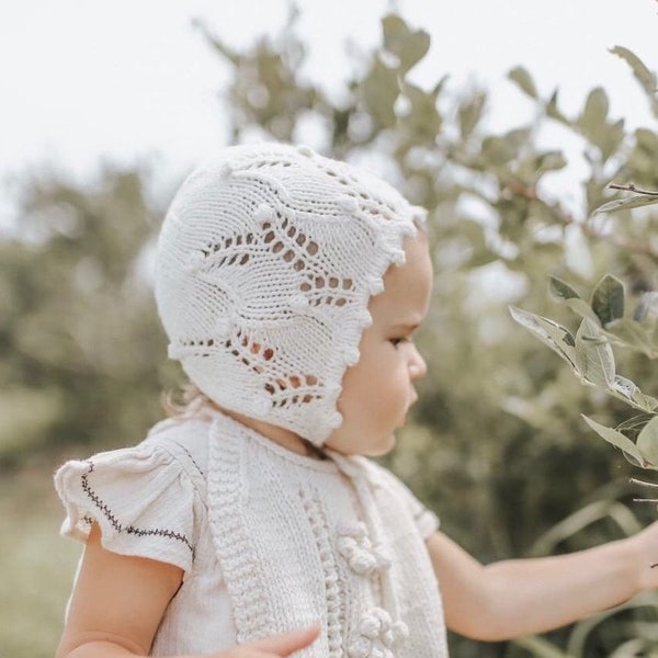 Knit Baby Girl Bonnet / White Bonnet / Vintage Style Bonnet / Christening Bonnet / Cotton Knit Bonnet