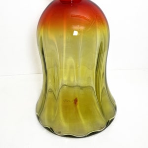Vintage Blenko Amberina Art Glass Bell Shaped Decanter with Stopper, Joel Philip Myers, is in a retro design. The pontil mark shows authenticity of the blown glass.