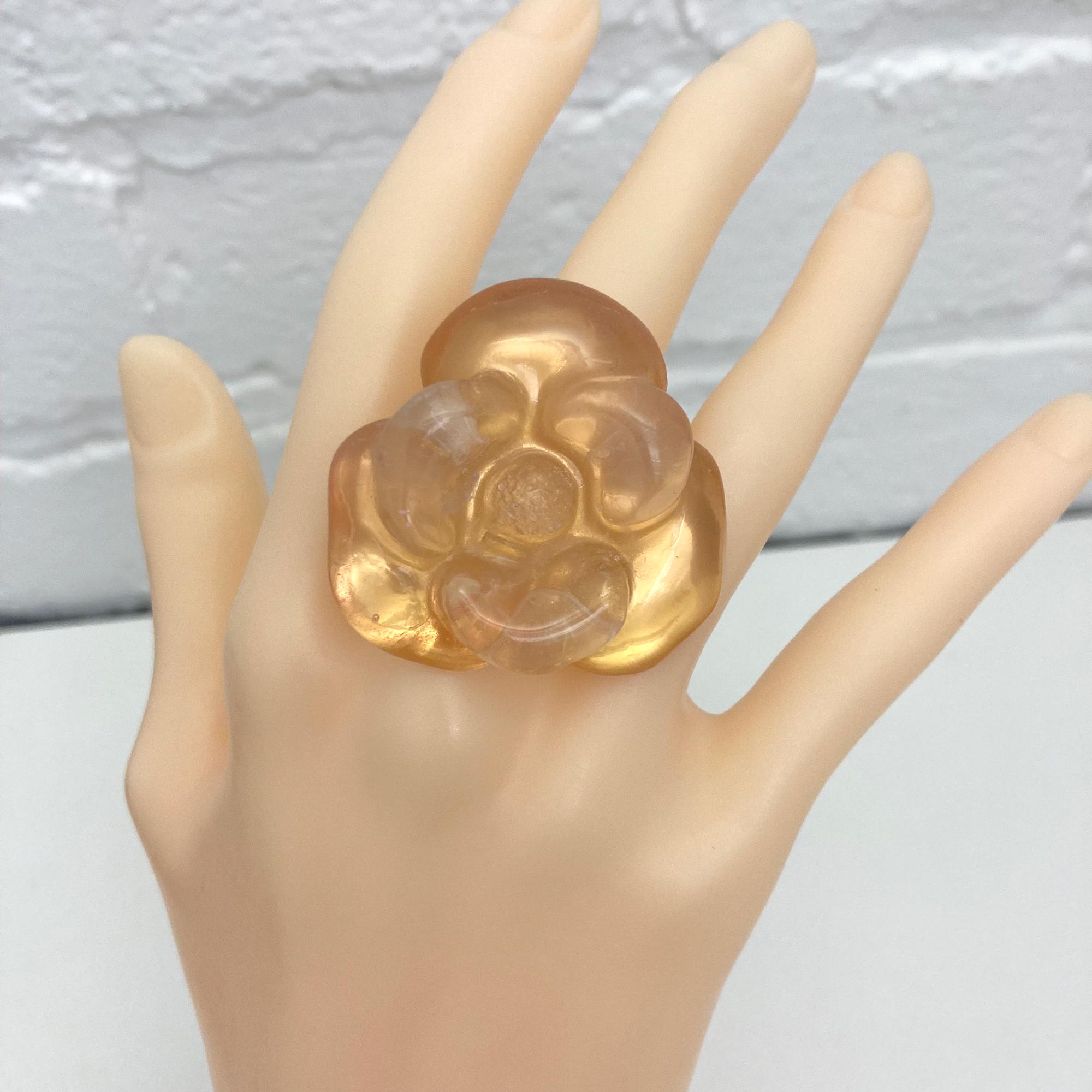 Bague Cocktail Unique En Résine Lucite Multicolore - Taille 7,75, Marque AlenkaD, Neuf Sans Emballage