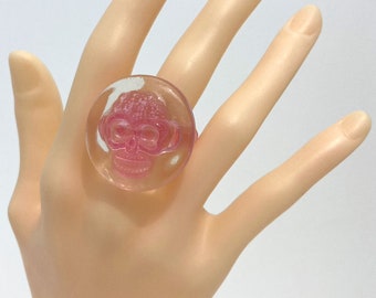 Resin/acrylic/lucite/acetate Skull Coin Cocktail Rings