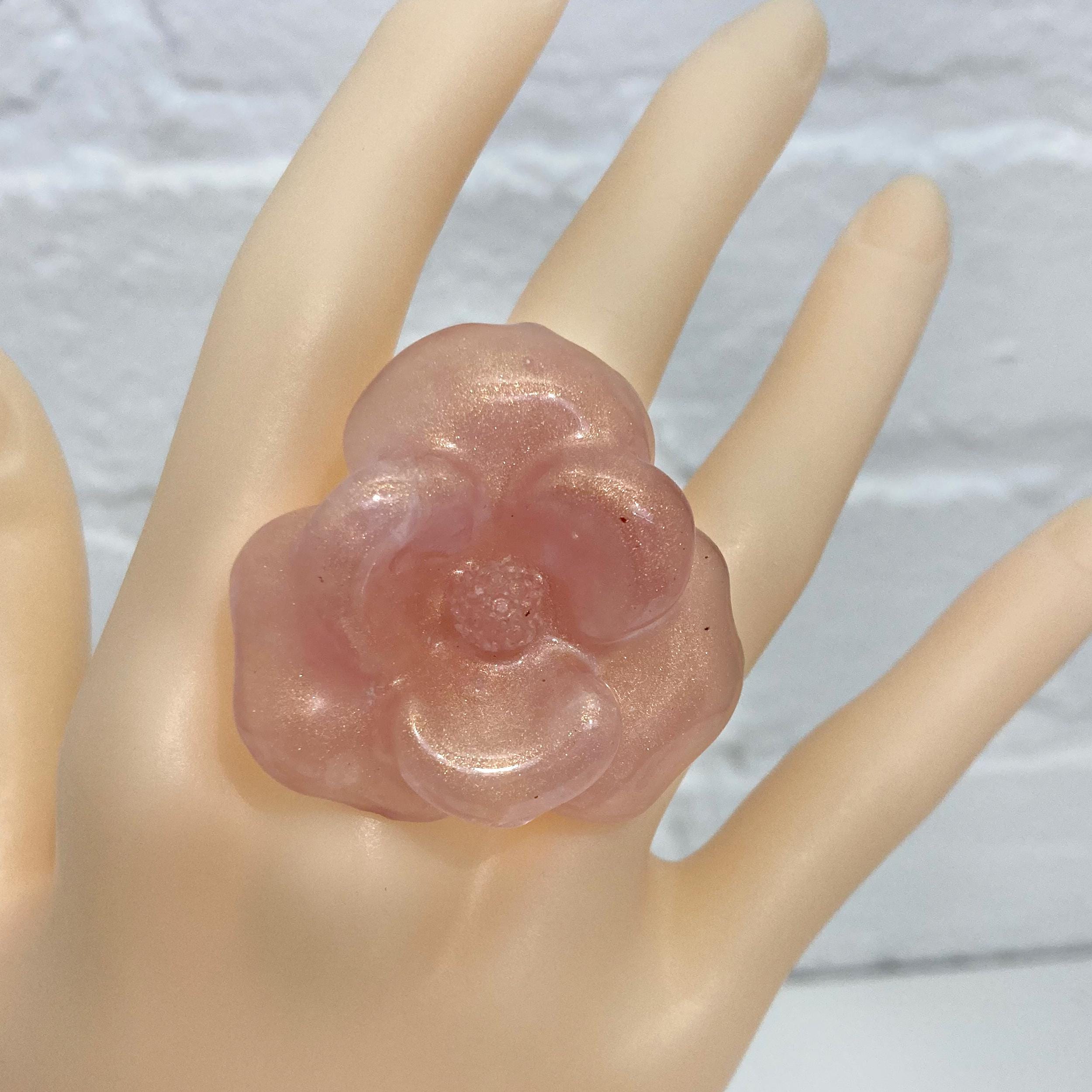 Bague Cocktail Unique En Résine Lucite Multicolore - Taille 7,75, Marque AlenkaD, Neuf Sans Emballage