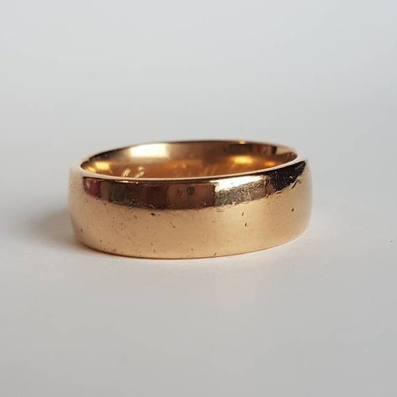 Heavy 18k men's engagement or wedding ring