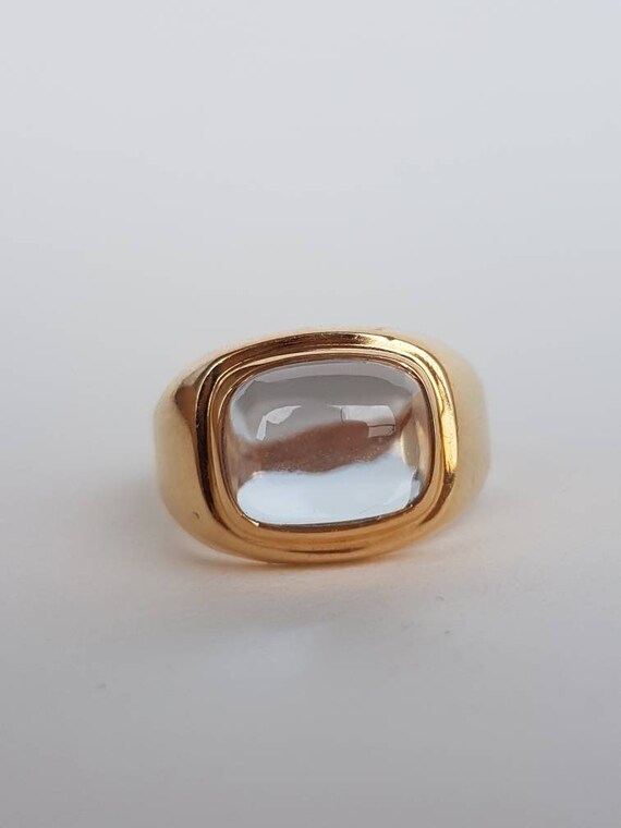 Beautiful light blue spinel ring in 18k gold, made