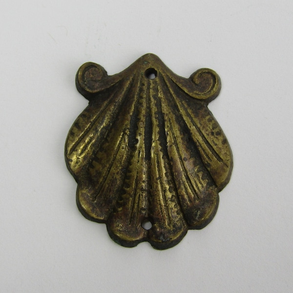 Bronze Seashell Furniture 1.25 inch Embellishment Applique Medallion Scallop Shell Architectural Salvage