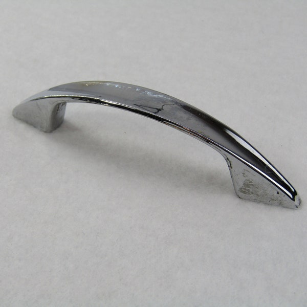 Drawer Pull 4" Long 3" Centers Chrome Silver Kitchen Bathroom Cabinet Handle Dresser Chrome Curved Pointy Indent Modern bow