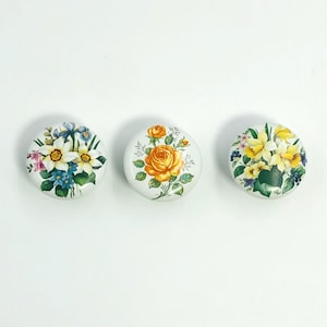 Vintage Floral Ceramic Cabinet Knobs 1.5 Inch - Hand Painted Flower Dresser Drawer Pulls - Cottagecore Shabby Chic Home Decor