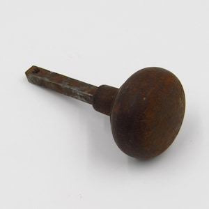 Vintage metall dörrknopp spindel stam 1-3/4" enkel historisk hemrenovering rustik primitiv stuga stuga smidesstål