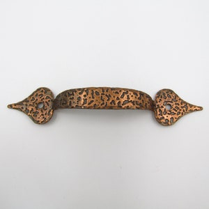 Drawer Pull  - 3.25&quot; Centers - 5&quot; Long Copper Spade Colonial Textured For Kitchen Cabinet Cupboard Door Dresser Drawer Handle Curved