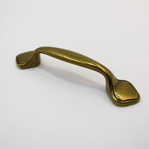 Drawer Pull - 3&quot; Centers - 4.75&quot; Long Aged Brass Gold Curved Arch Spade For Kitchen Cabinet Cupboard Door Dresser Handle Hardware Furniture