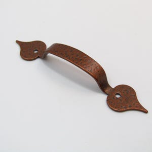Drawer Pull  - 3.25&quot; Centers - 5&quot; Long Copper Hammered Texture Spade End For Kitchen Cabinet Cupboard Door Dresser Drawer Handle Curved