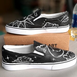 Rising Star Strawberry Moon Otoyimm Kid's Canvas Slip On Shoes