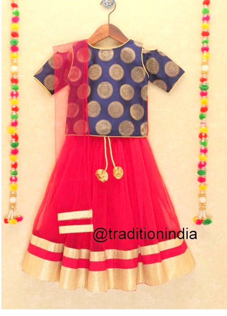 Small Girls Pavadai Readymade Lehenga Pattu Pavadai Red Net Lehenga Choli Baby Girls Lehenga Choli,Pavadai Set