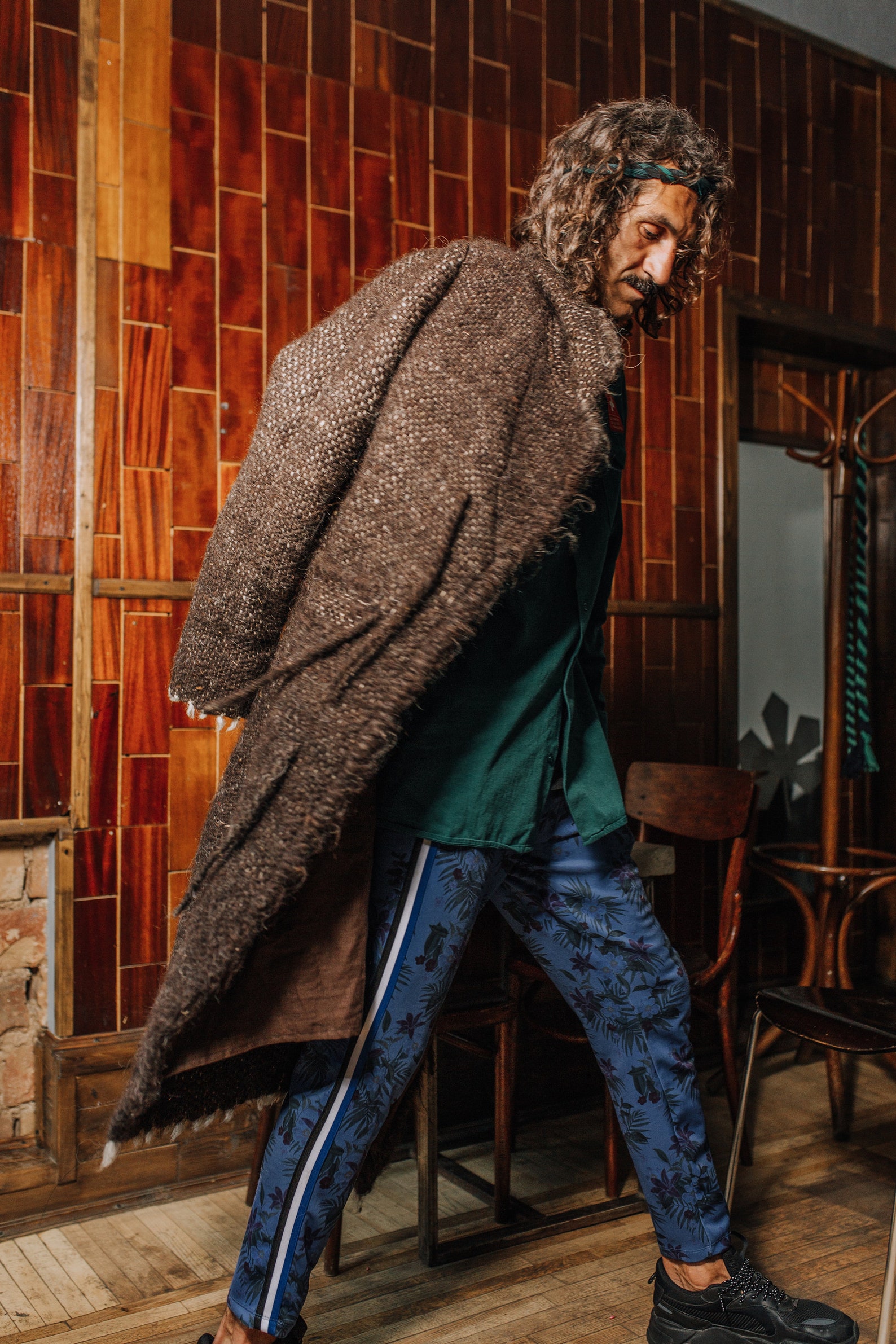 King Unique handmade warm long wool coat for man | Etsy