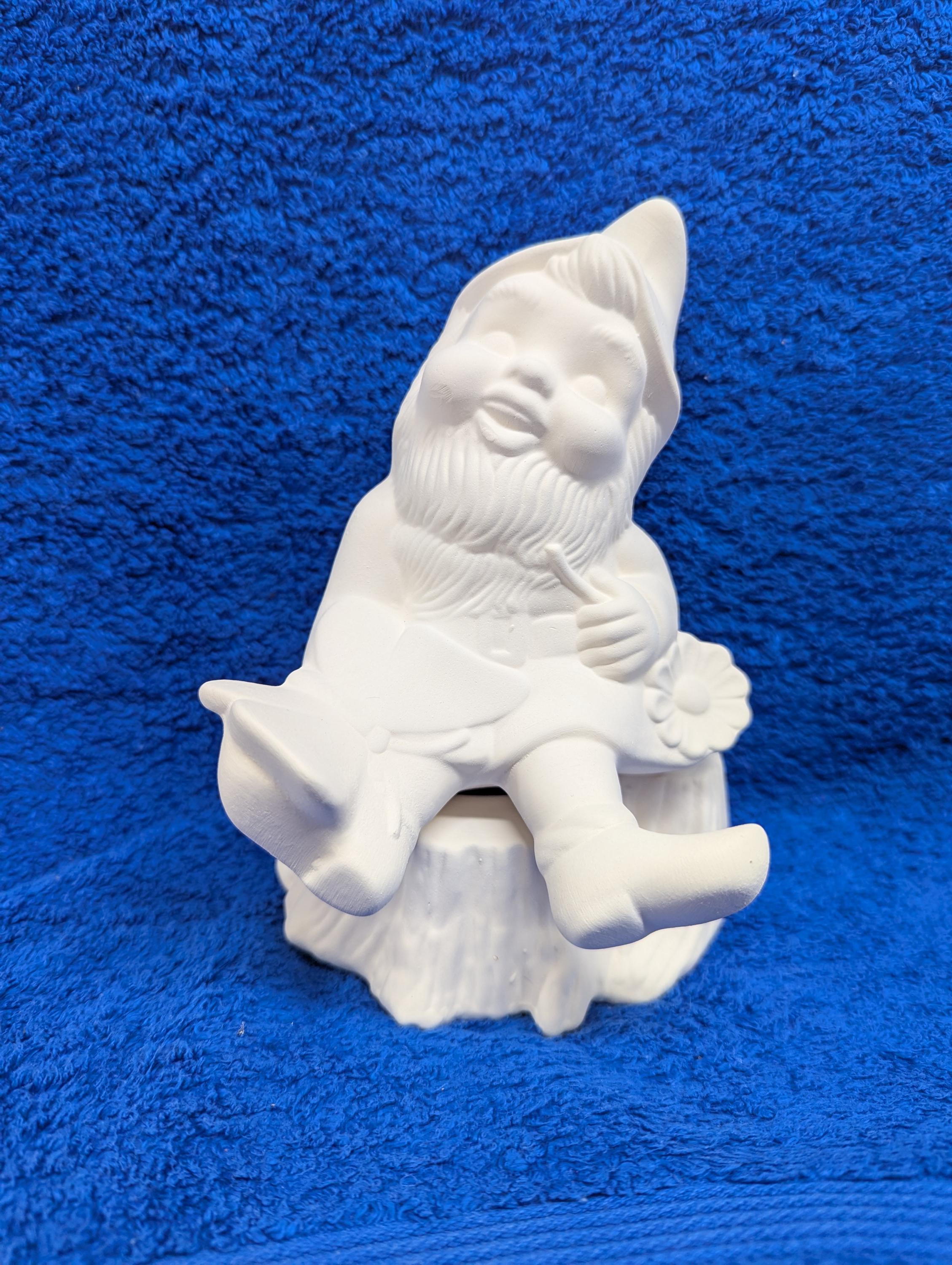Gnome on stump
