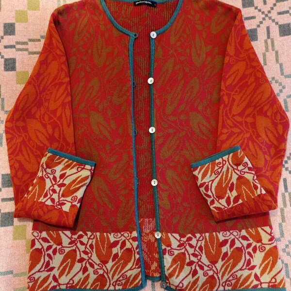 Beautiful classic original vintage Gudrun cardigan 100% cotton size L
