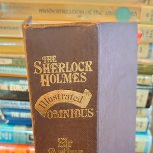 The Sherlock Holmes - Illustrated Omnibus - Sir Arthur Conan Doyle - Reader&#39;s Digest Edition - John Murray - Johnathan Cape - Good Condition