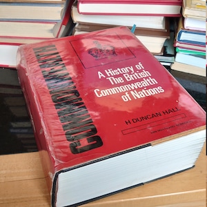 Commonwealth: Geschichte des Britischen Commonwealth of Nation-Saal, Hessel Duncan