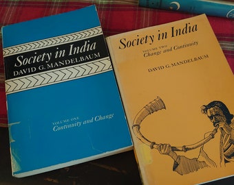 Society in India. Vol. 1 & 2: Continuity and Change [Hardcover] David G Mandelbaum