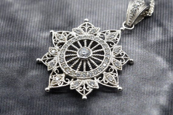 Vintage Sterling Silver Star Burst Pendant Necklace CZ