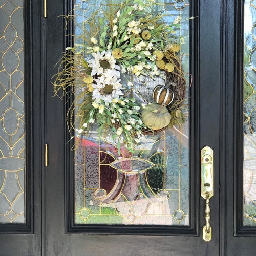 Fall Wreath shops with White Flowers and green pumpkins, Rustic Wreath, Autumn Wreath, Fall Decor, Autumn Decor, Thanksgiving decor