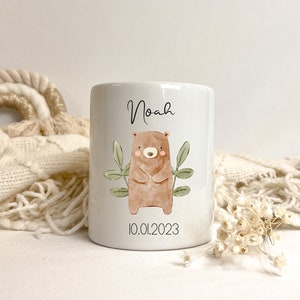 Gepersonaliseerde spaarpot meisje jongen | Cadeau geboorte baby | Verjaardag van het kind | Gewenst motief: konijn, leeuw, beer Kinderkamer met naam