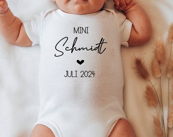 Personalisierter Baby Body Mini + Nachname | Schwangerschaftsverkündung | Geschenk Geburt |  | Babyparty | Junge | Mädchen | Strampler