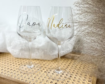 Personalisiertes Weinglas | Geschenk Freundin | Mama | Papa | Oma | Kollegin | Glas | Tischdeko | Geschenkidee | JGA | Hochzeit | Trauzeugin