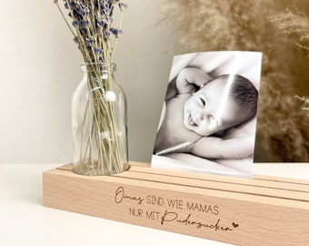 Großer Kartenständer Oma Puderzucker | Individuelles Geschenkidee Geburtstag mit Gravur | Geldgeschenk | Familie Fotos | Mama | Blumenvase