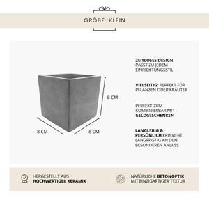 May include: A small, square, gray ceramic planter, 8 cm on each side. The image includes text in German, including "GR&Ouml;BE: KLEIN" and descriptions of the planter's features, such as its versatility for plants and herbs.